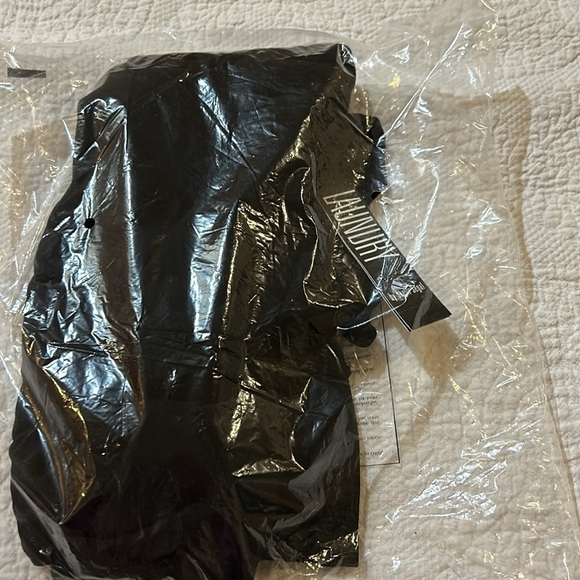 Laundry by Shelli Segal Black Midi Stretch Dress. Size 10. Missing belt - Picture 10 of 10